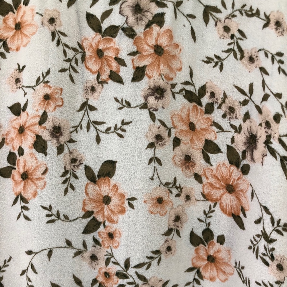 Floral Tank - Picture 3 of 4